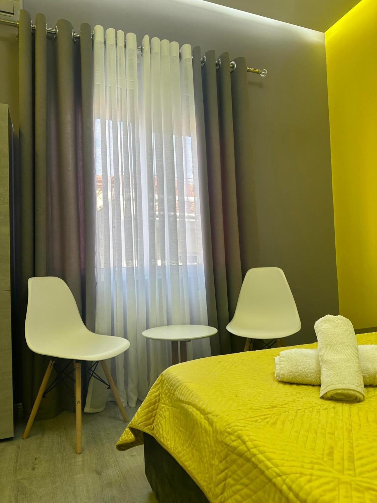 Algen Room'S Berat Luaran gambar