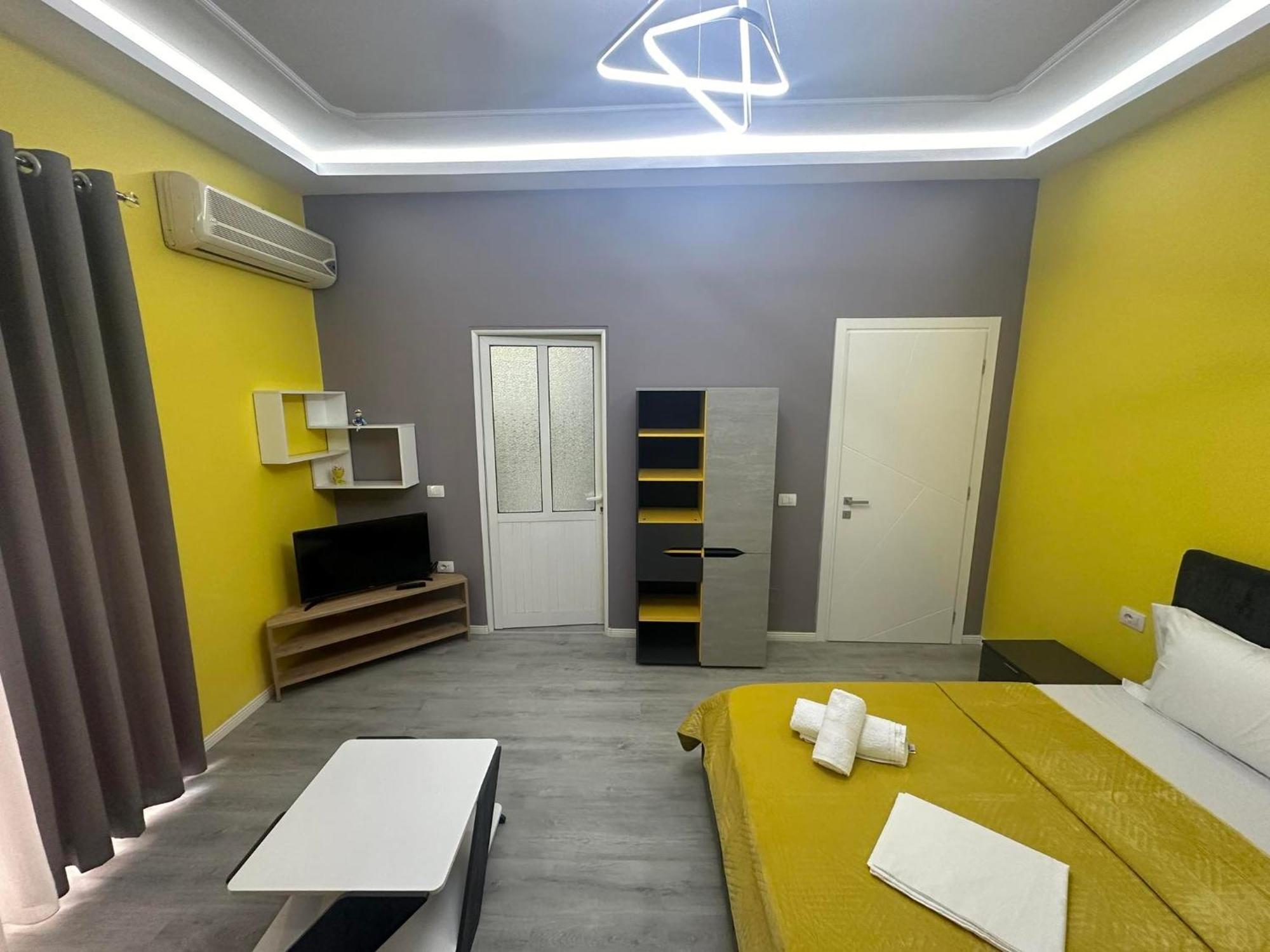 Algen Room'S Berat Luaran gambar